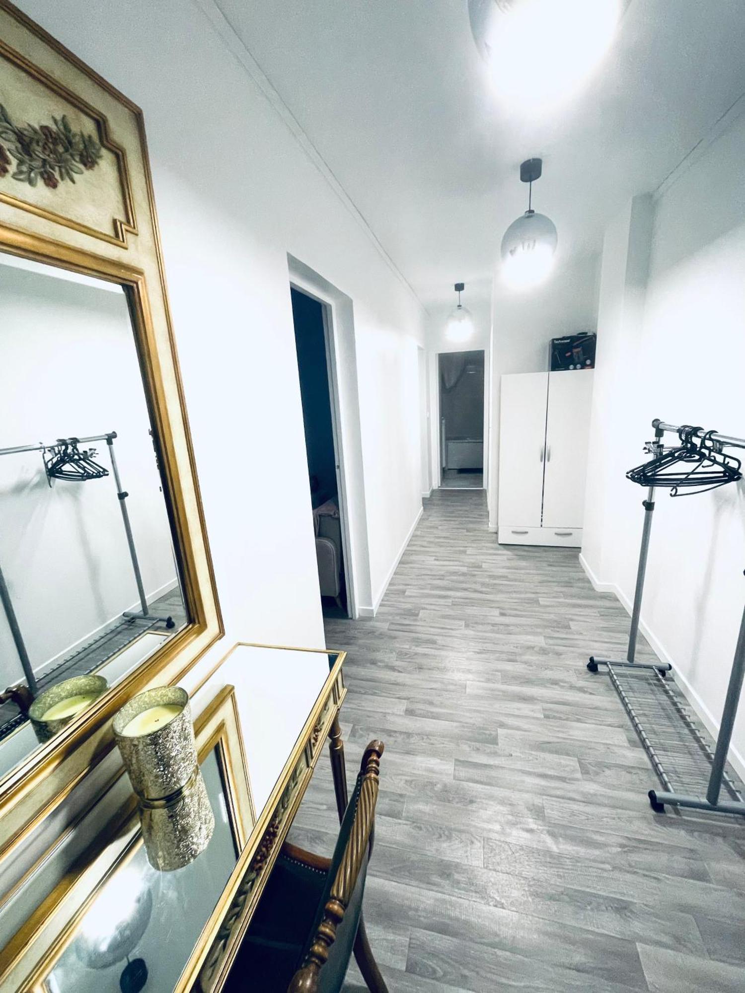 Appartement Bastille - Voltaire - Le Marais - Centre De Paris - 5 Pers Eksteriør bilde