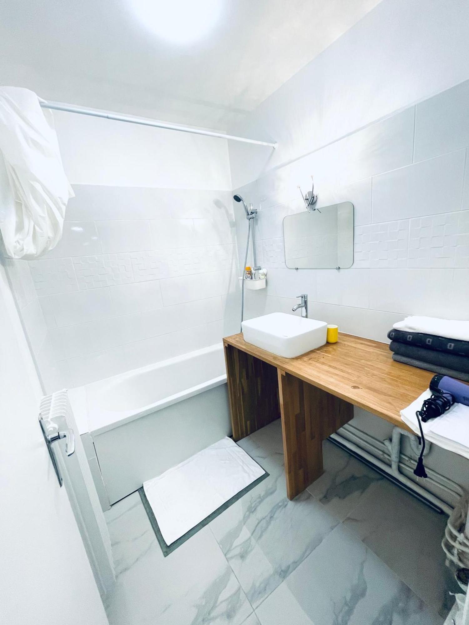 Appartement Bastille - Voltaire - Le Marais - Centre De Paris - 5 Pers Eksteriør bilde
